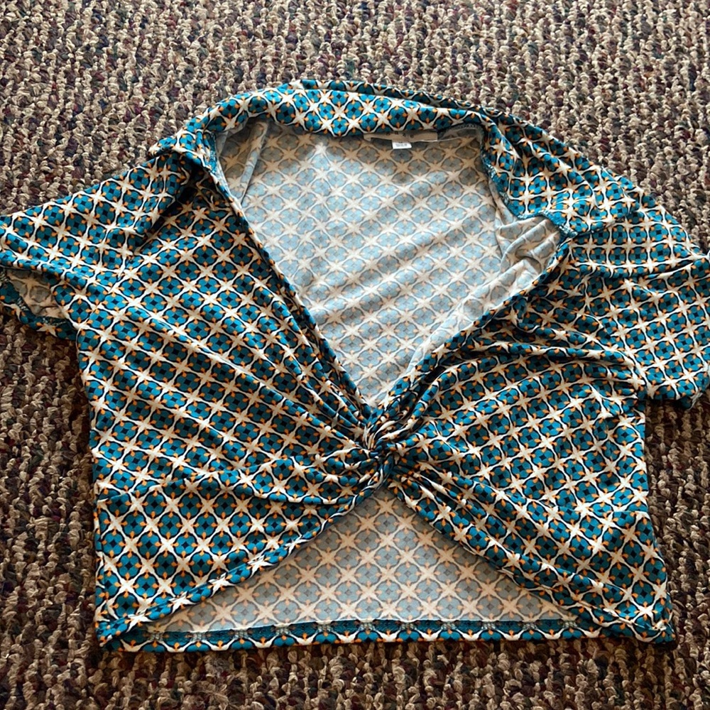 Pretty Blue and Orange Collared Crop Top
